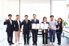 주함복지산업 | 화성산업진흥원, 화성시외국인복지센터와 업무협약 체결