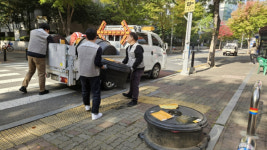 고양시 일산동구, 방치된 노상 적치물(에어라이트) 합동 정비 실시