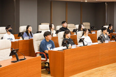 의왕시청소년재단 부곡동청소년문화의집, 청소년운영위원회 라온하제 경기도의회 견학