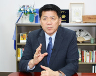 [인터뷰] 김준형 의원 트럼프 관세, 위헌 가능성…정부, 더 버텼어야