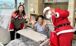울산엘리야병원, 크리스마스 선물 나눔 이벤트 진행