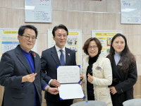 김민석 국무총리, 외증조부 설립 기여 진도 고성초 방문…교육의 뿌리 되새겨