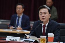 디앤와이어패럴 | 충남도, 아산 등 3개 시군·디앤알파트너스 등 6개 기업과 투자협약