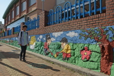 경남 사천시 삼천포초등학교, 담장에 그려진 동심