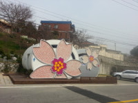창원시 진해구, 군항제 맞이 화장실 새단장