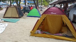영광가마미 해수욕장, 현대판 봉이 김선달...텐트 설치하려면 돈 내라 (1보)