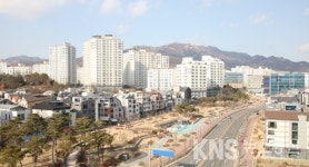 여기서 도깨비 찍었데...안양시 동편마을 카페거리 새명소로 부상