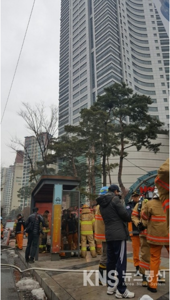 화성 동탄 메타폴리스 상가에서 화재 발생, 4명 사망
