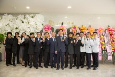 서울동인병원 개원식 개최… 내과 질환 중심, 지역 건강주치의 병원 탄생