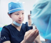 [인터뷰] 얼굴형 날렵하게 만들어주는 리프팅, 부산 비바 성형외과 송제니퍼 원장