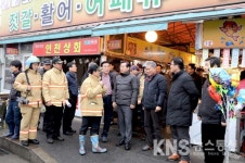 유정복 인천시장, 소래포구 화재 현장 방문…지원책과 안전대책 촉구