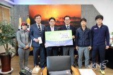 늘시원한 위대항 병원-북구테니스협회, 이웃돕기 성금 100만원 기탁
