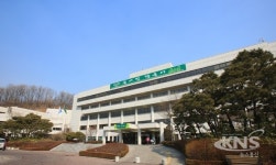 8일, 군포시청 사무실 중학교 학생들 직업체험장으로 제공
