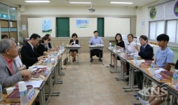 조희연 서울시교육감, 풍성중학교 방문 학무모회실 활동 활성화 주제 토론