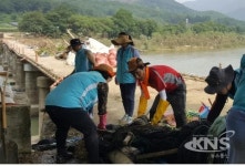 김광수 시의원, 충북 괴산 수해지구 복구에 땀 흘려