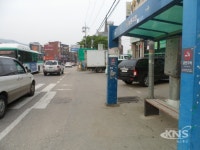 어린이 안전위험 이제 그만!...용인시 능원초앞 통학로에 보도 설치