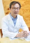 [인터뷰] 안양 웰메이드치과 윤정현 원장 임플란트는 관리에 따라 반영구적 사용 가능