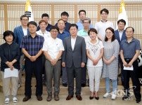 정찬민 용인시장 도서관 장서 구입 시 지역서점 도서 우선구매 방안 검토하겠다