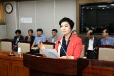수원시의회 한명숙 의원, 국가유공자 유가족 장안구민회관 감면 적용