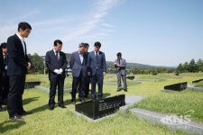 심보균 행정안전부 차관, 이천 민주화운동기념공원 방문