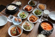 경주에서 만나는 진짜 순두부…경주 보문단지 맛집 전통맷돌순두부