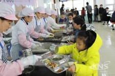 경산시, 내년부터 초등학교 무상급식 전면 시행