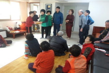통영시 미수동새마을부녀회, 18일 경로당에 호박죽 제공