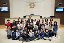 용인시의회 청소년 지방자치 아카데미에 성복초, 제일초, 한터초 참여