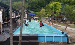 홍천동산펜션 오토캠핑장, 무한리필이 함께하는 단체펜션 각광