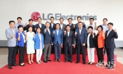 정장선 평택시장, 평택시의회와 LG전자 방문 및 간담회 실시