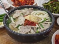 부산 동래구 돼지국밥 맛집 합천일류돼지국밥, 잡내없이 깊고 진한 맛으로 각광