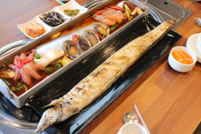 제주 중문 맛집 삼원정, 생갈치 조림, 구이 선보이며 여행객들 입맛 사로잡아