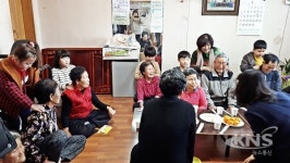 증평 죽리초, 웃어른 공경 경로당 방문