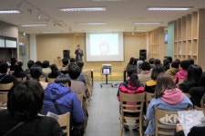 화성시 동탄4단지종합사회복지관 카멜리온존 오픈 '인문학 특강' 눈길