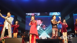 가수 동미, 송대관 태진아 라이벌 콘서트에 특별 출연해 열창