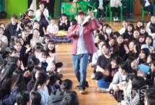 강원도, 동해 6개 고등학교서 찾아가는 장애인식 개선 토크 & 콘서트 열려
