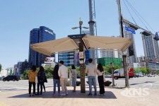 대구 수성구, 폭염대비 주요 교통섬 스마트 그늘막 설치