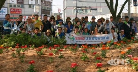 안성3동 남파로 소공원에 안전하고 아름다운 꽃밭 조성