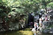 北 신의주 동림관광지구, 지난해 10월부터 관광시작