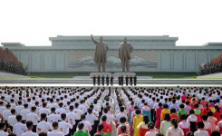북, 김일성 주석 23주기 앞두고 화성-14 성공 경축 축포