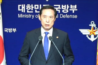한.미 연합 미사일 발사..송영무 국방, 