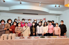 내고향만들기공동체, 북녘 음식 꼬리떡 만들기 진행