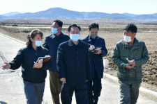 북한 최룡해 상임위원장, 평안남도 평원군의 여러 사업 현지 시찰