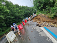 도솔산 안개속에서도 걷는다