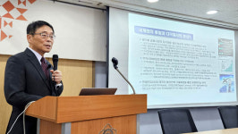 정창현 북, 내년 5월 문 열 것...북일 협상 가능성도