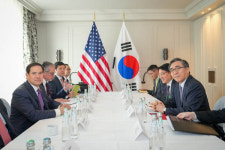 한미 외교장관, '북한의 완전한 비핵화' 재확인