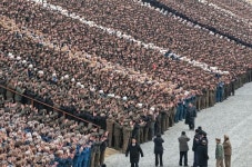 북, 신의주온실농장 준공...제9차당대회 곧 열릴 듯