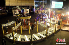 난징을 밝히는 성탄절 조형물, ‘노래하는 음표’