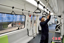 中 최초 신에너지 무인 공중 지하철! 쓰촨서 첫 운행