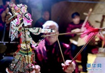 산시 그림자 극단을 지키는 노인 단원 ‘7총사’